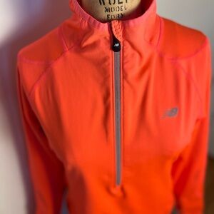 New Balance women’s pullover medium